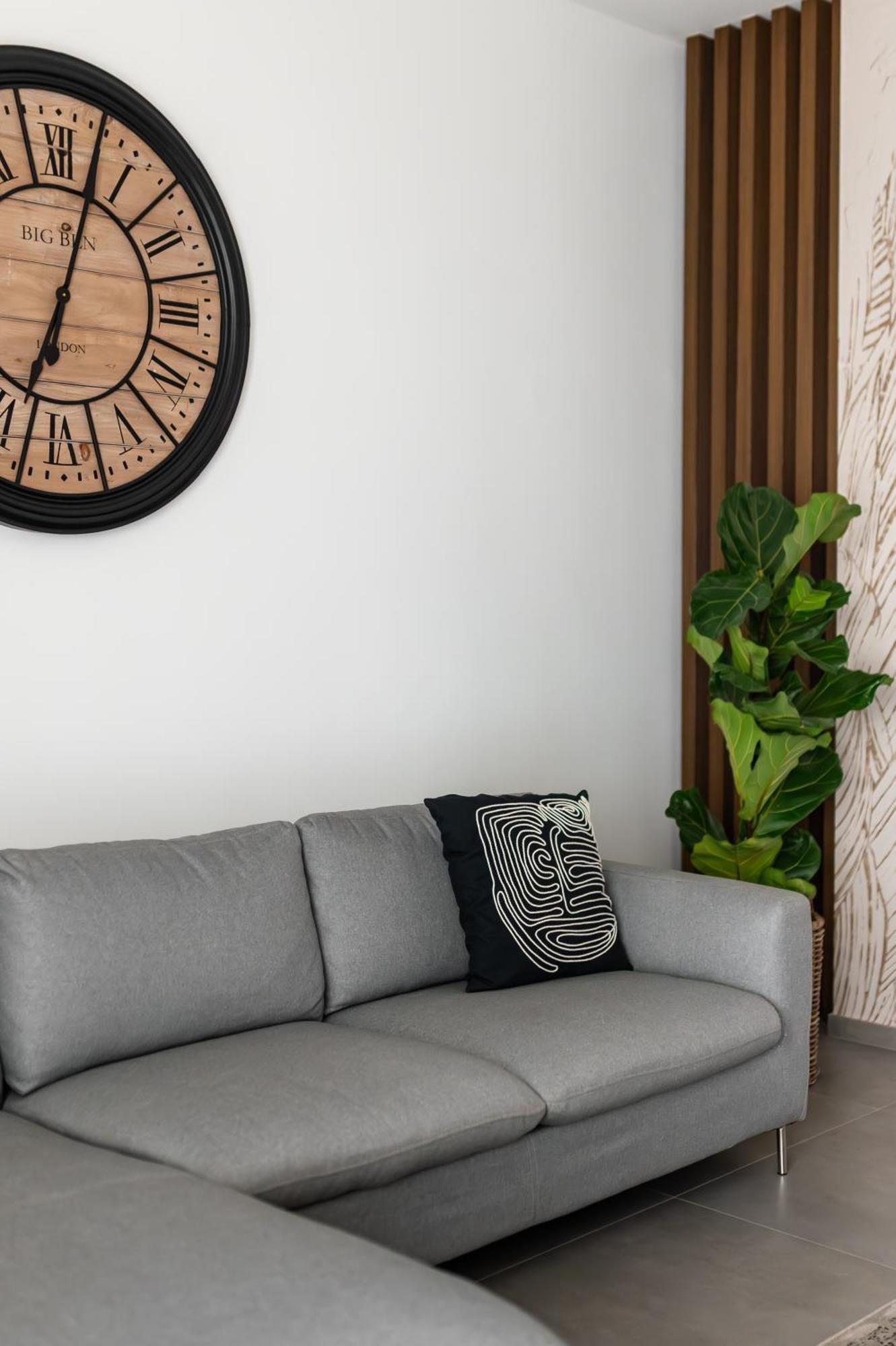 Luxury Suite New Look 莫诺波利 外观 照片