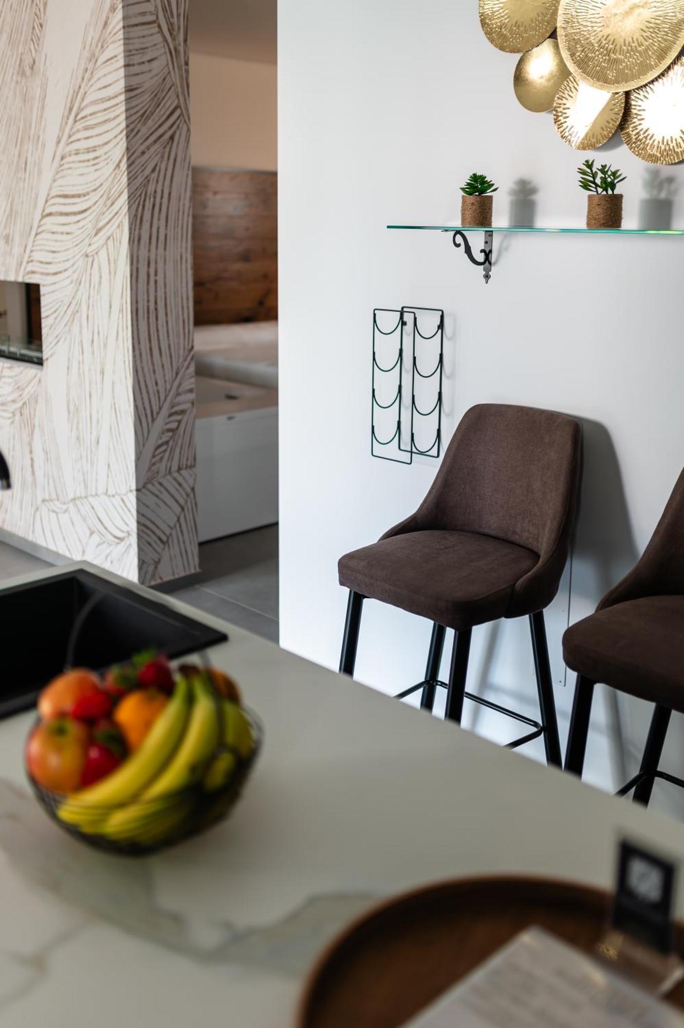 Luxury Suite New Look 莫诺波利 外观 照片